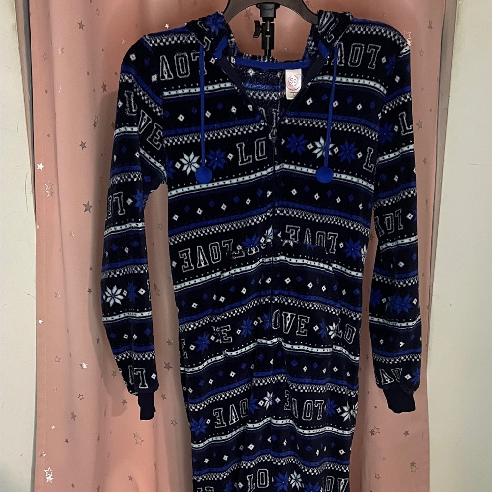 Navy and White Love Pattern Onesie - Winter Theme